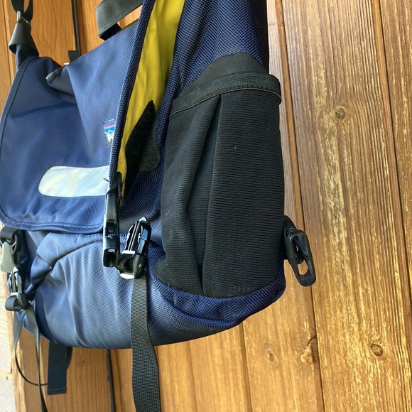 Patagonia Laptop/Messenger Bag - Picture 13 of 16